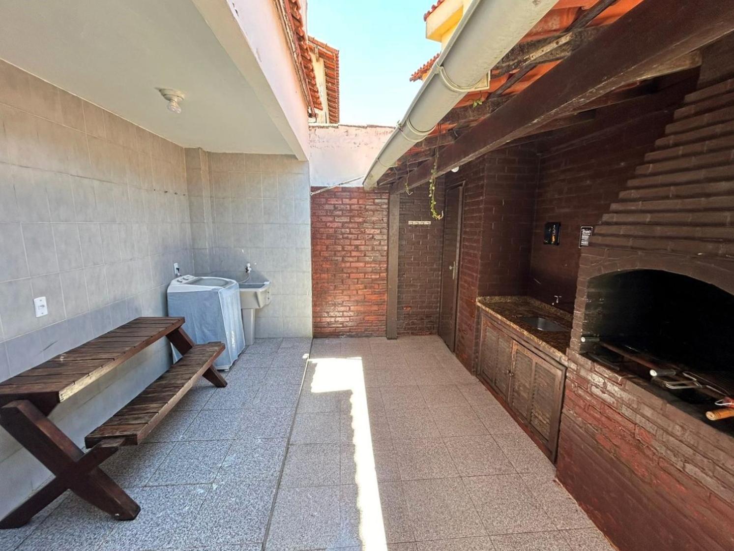 Casa Dulce - Sao Pedro, Piscina E Churrasqueira เซาเปโดร ดา อัลเดรา ภายนอก รูปภาพ